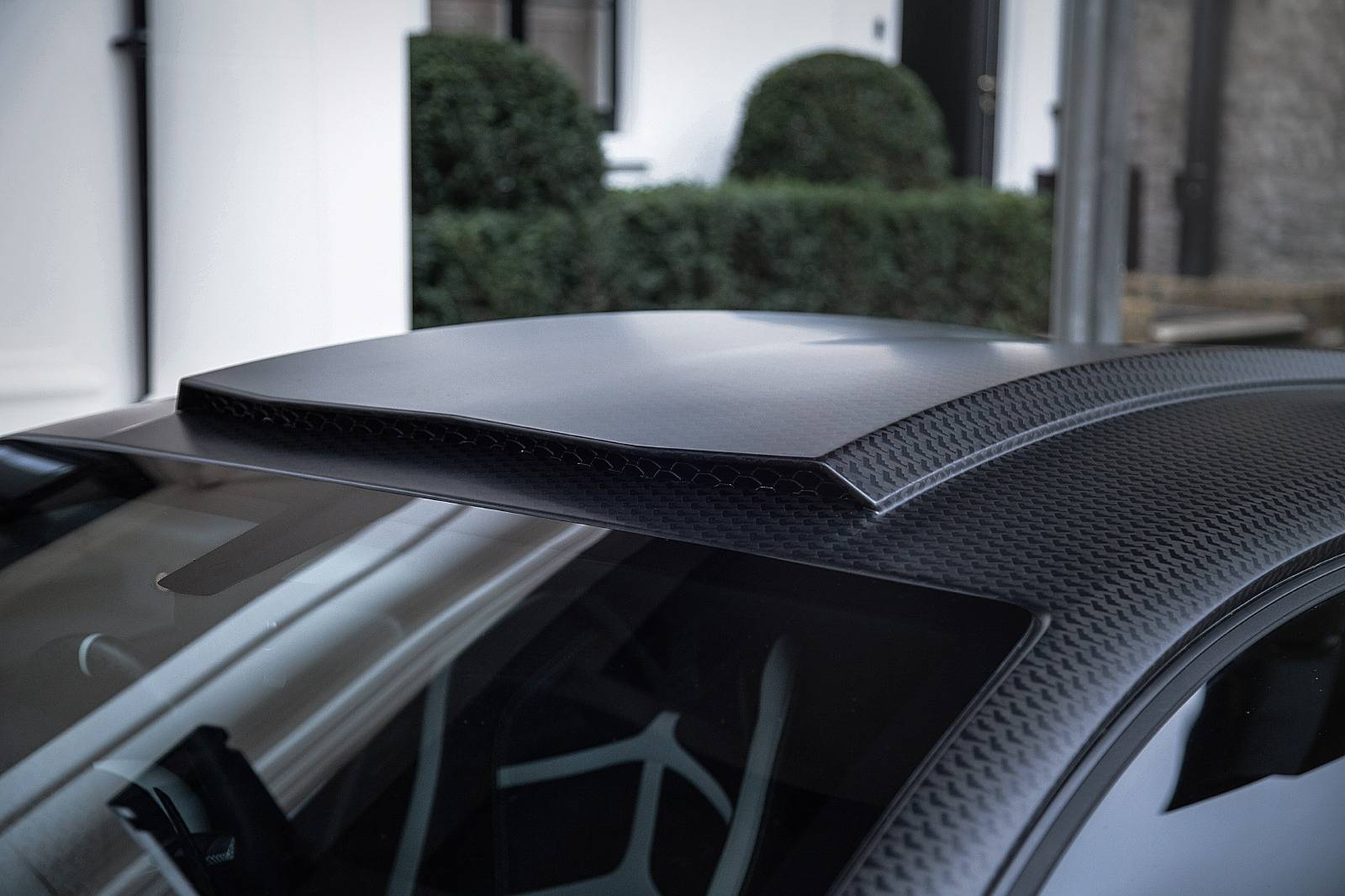 Mansory представил эксклюзивный Lamborghini Aventador SV для Джеймса Станта
